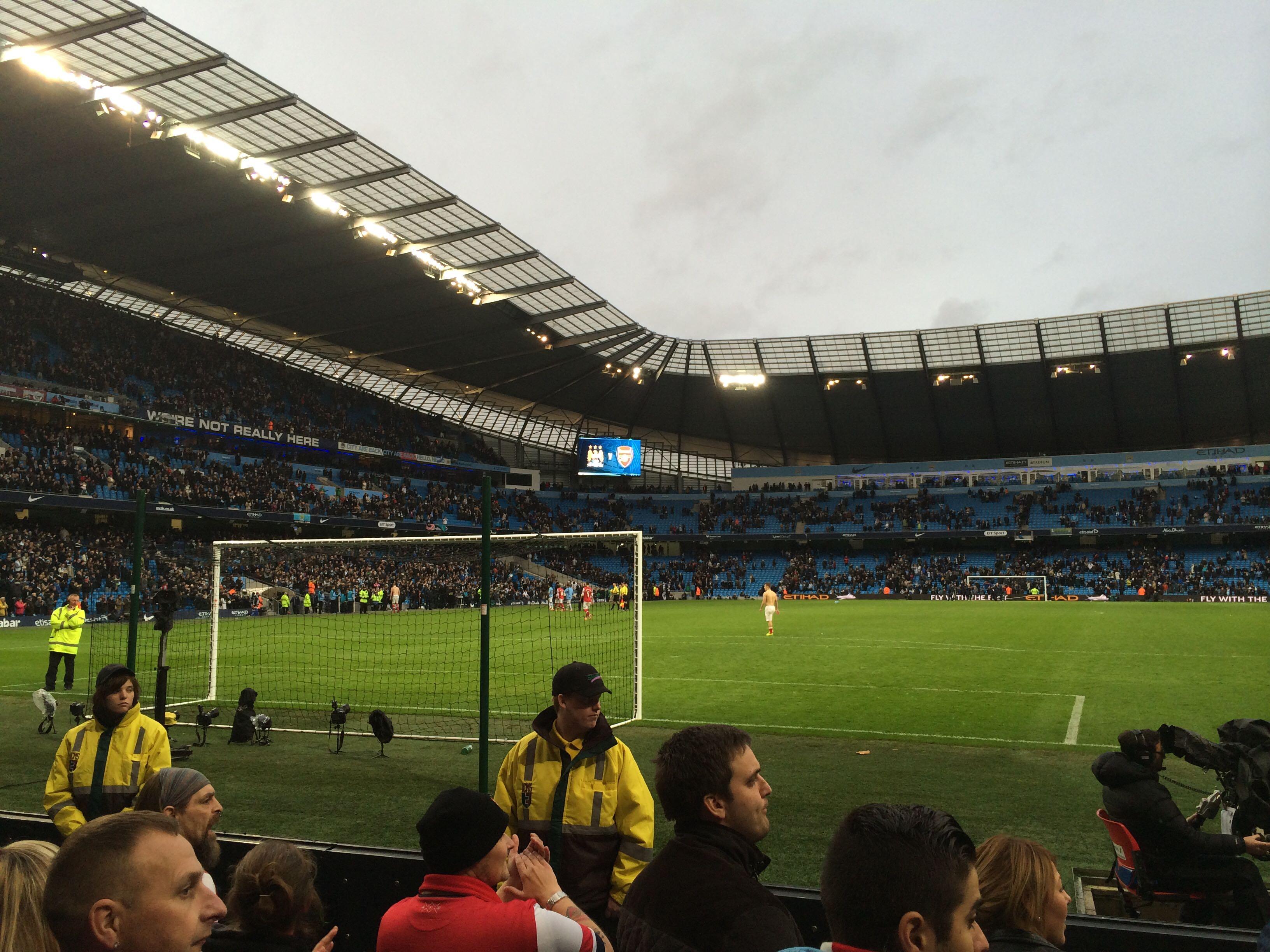 在足球场上 在足球场上